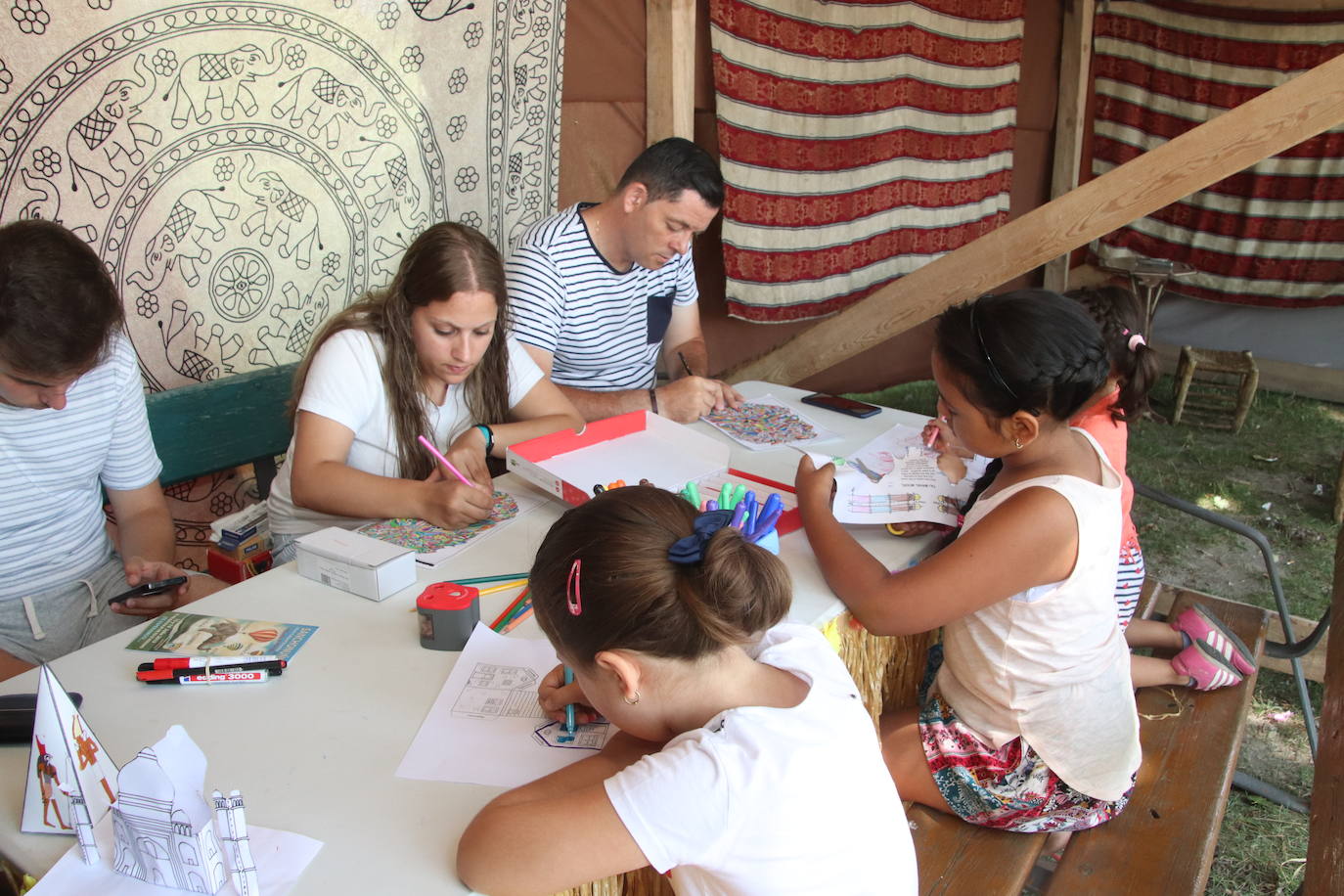 Fotos: Feria Cultura Temática en Sanchonuño 