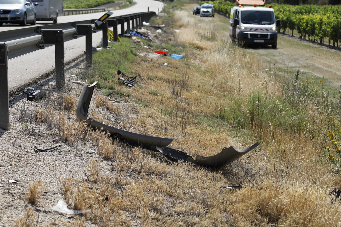 Fotos: Tres heridos en una accidente de tráfico en la carretera N-122 en Valladolid