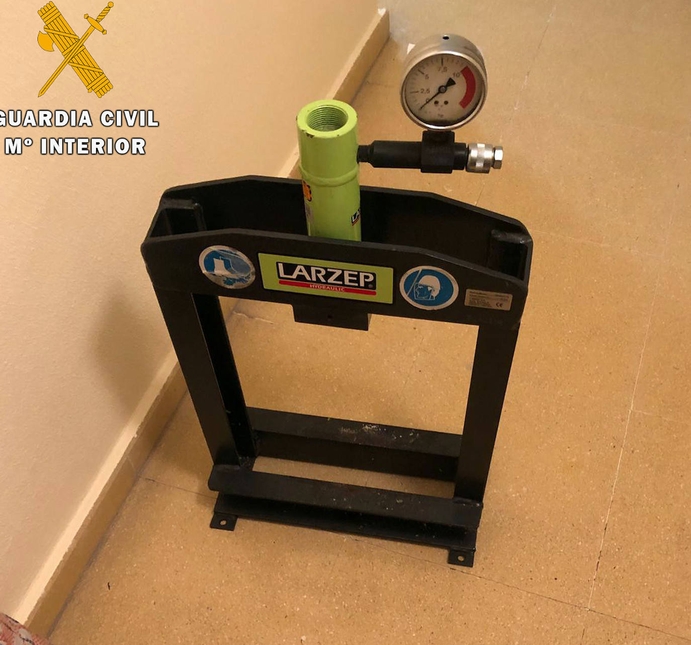 Fotos: OPERACIÓN ANTIDROGA DE LA GUARDIA CIVIL DE SEGOVIA