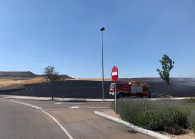Imagen secundaria 1 - Imágenes del incendio producido a la altura de Río Shopping.