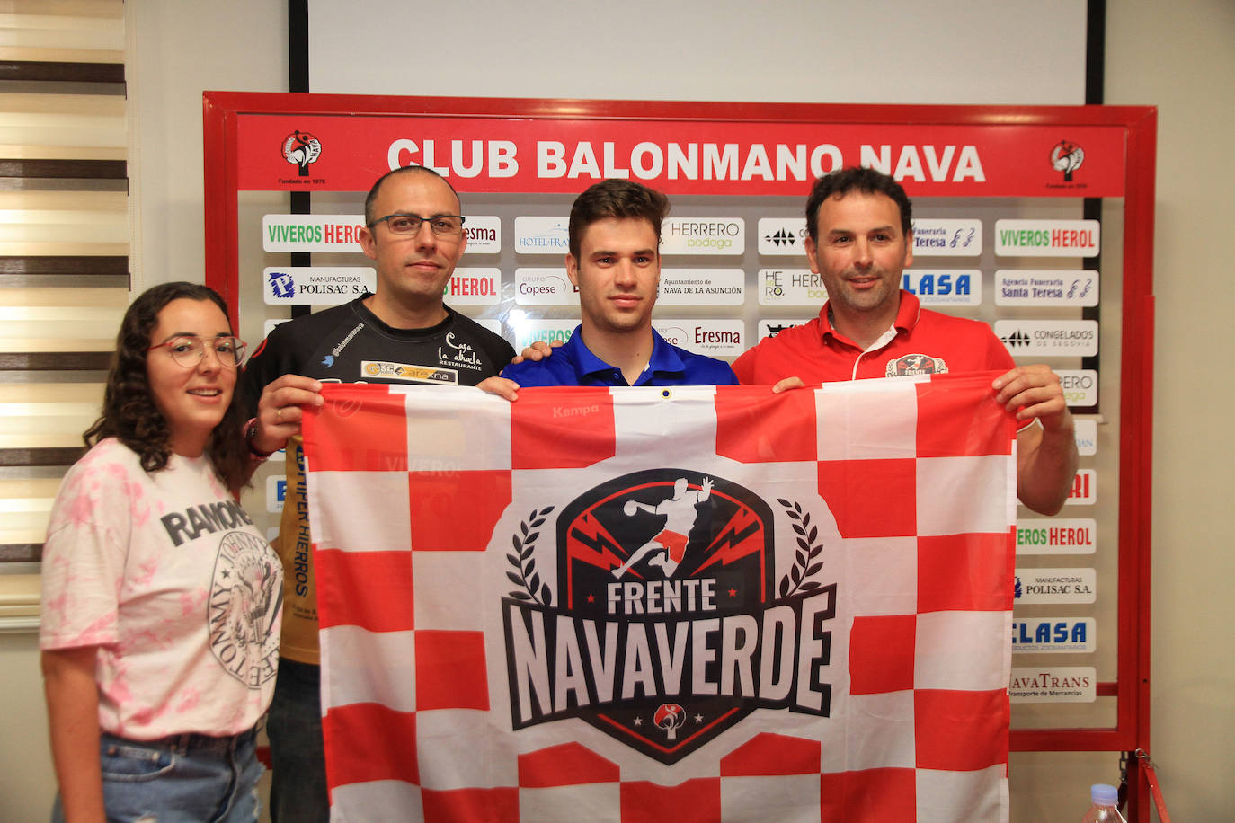 Fotos: Presentación de Rodrigo Pérez Arce en Nava de la Asunción