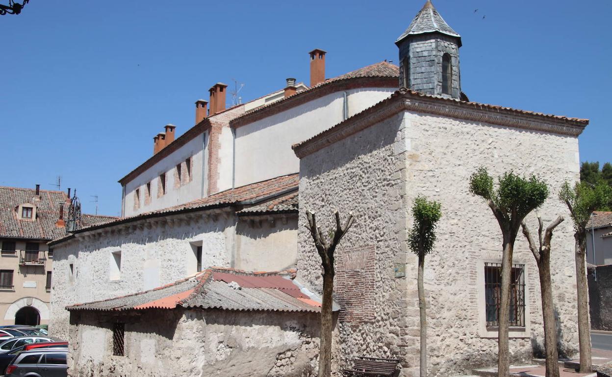 Exterior del templo de Santo Tomé. 