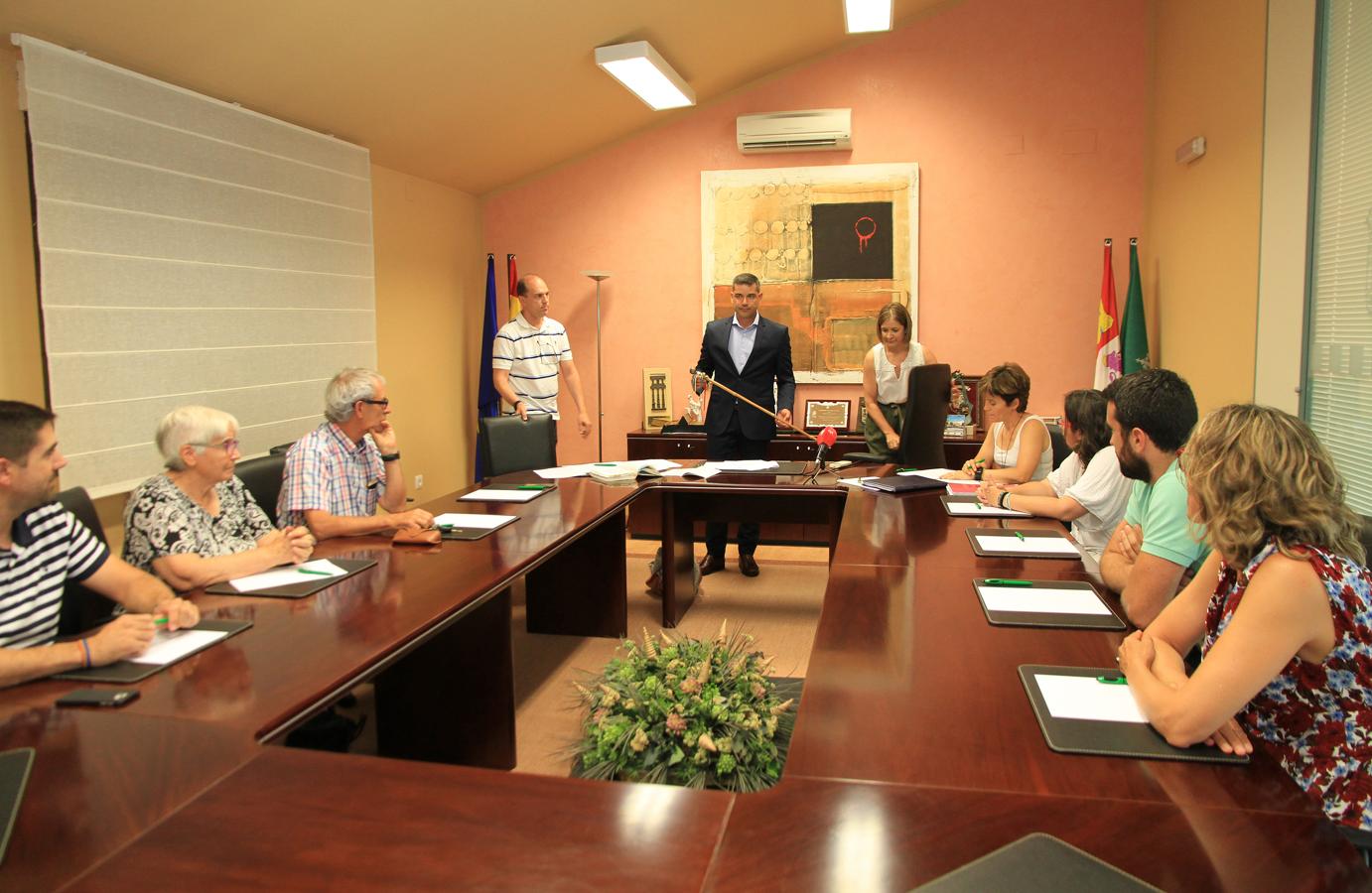 Fotos: Nuevo alcalde en Valverde del Majano