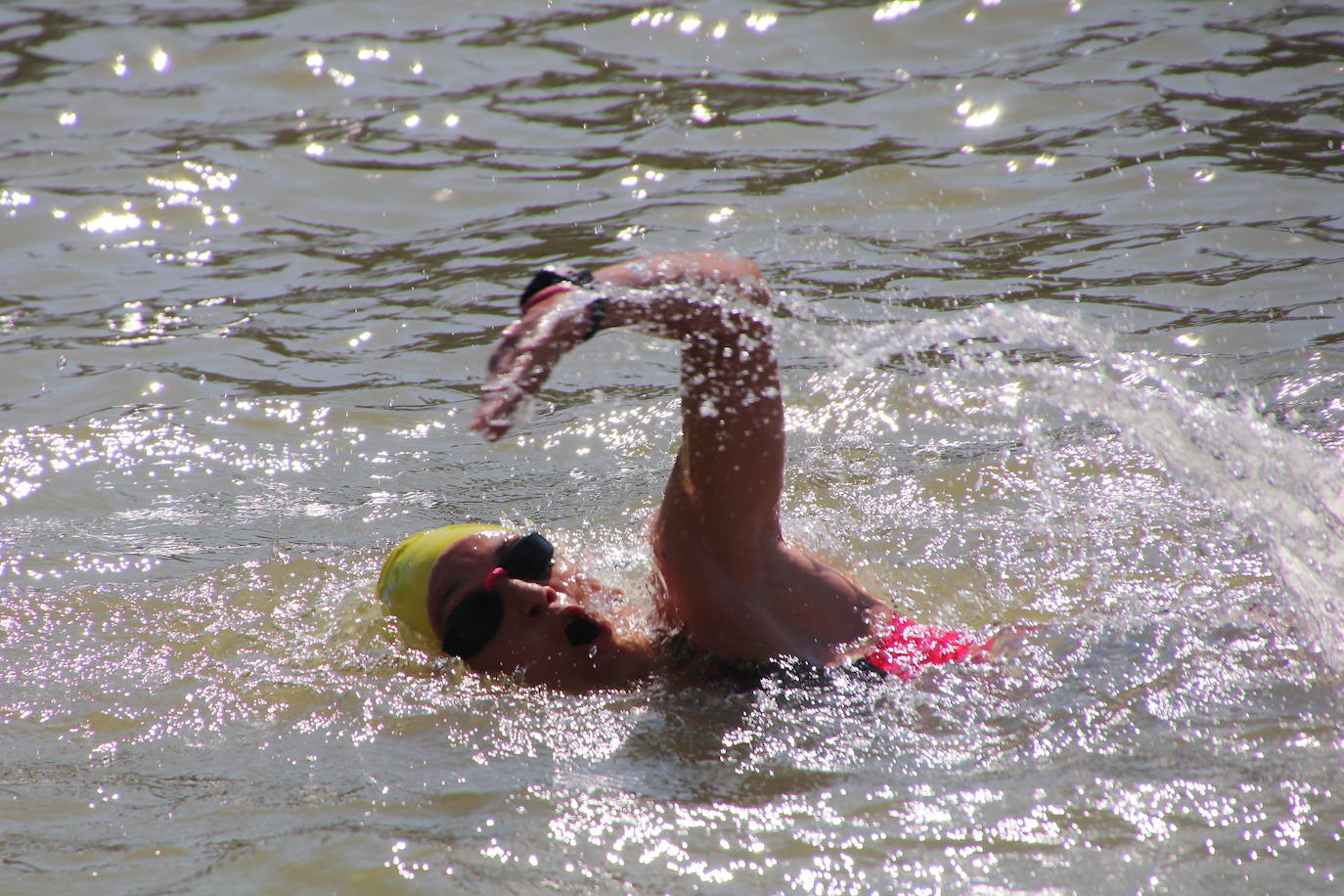 Los recorridos de natación, ciclismo y carrera a pie han discurrido exclusivamente por los caminos de sirga y las aguas de esta infraestructura simbólica de Tierra de Campos