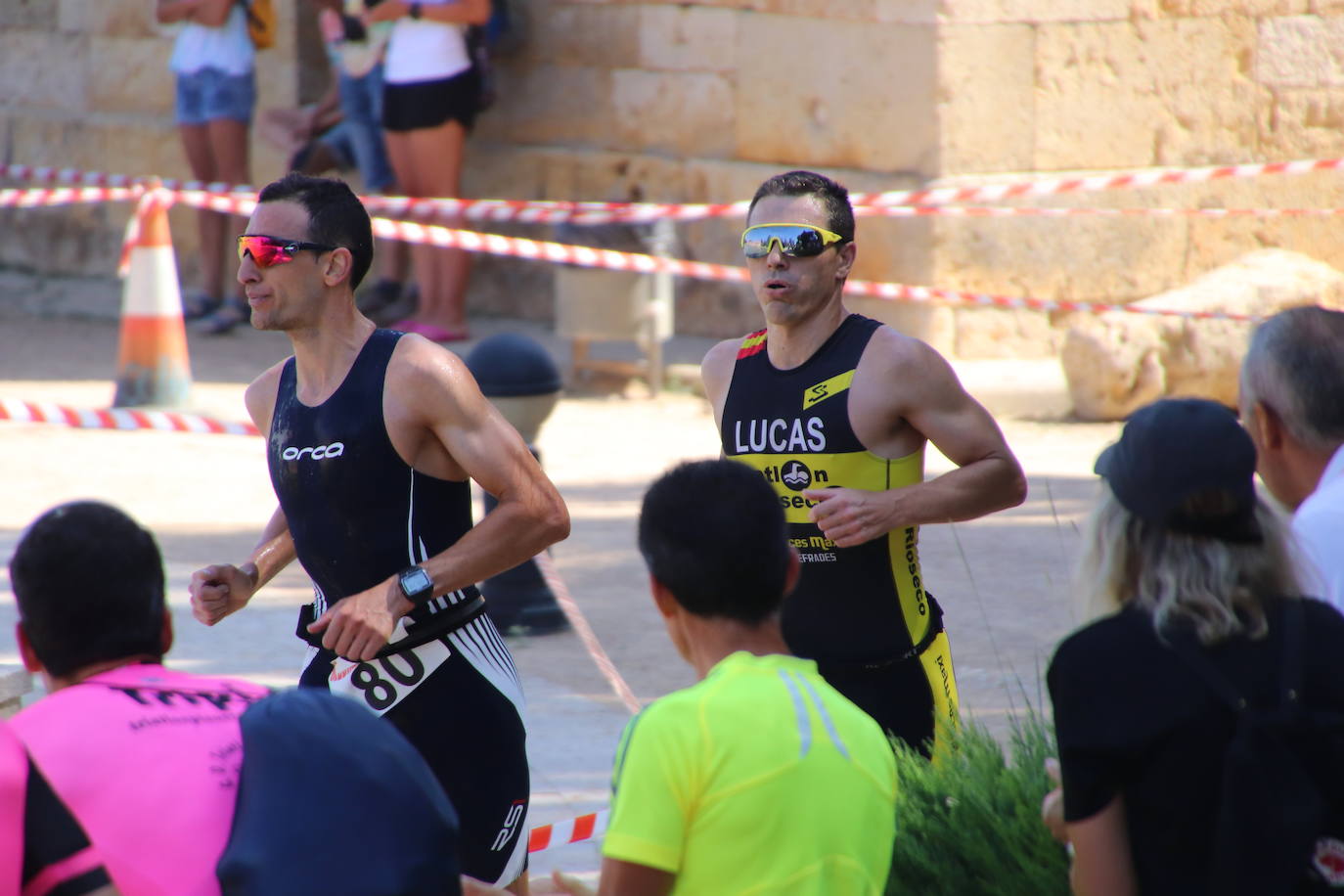 Los recorridos de natación, ciclismo y carrera a pie han discurrido exclusivamente por los caminos de sirga y las aguas de esta infraestructura simbólica de Tierra de Campos