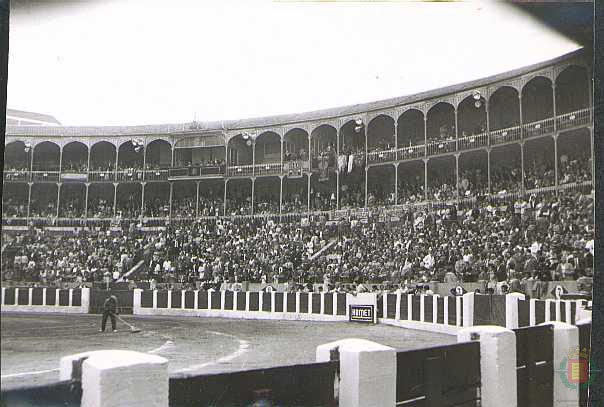 Fotos: Estampas del Valladolid antiguo (X): la afición taurina