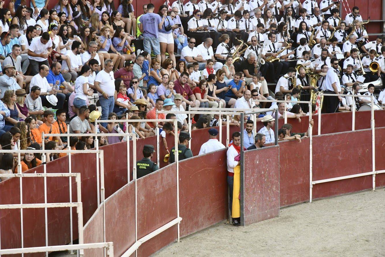 Fotos: Becerrada de la fiesta de los quintos en San Rafael