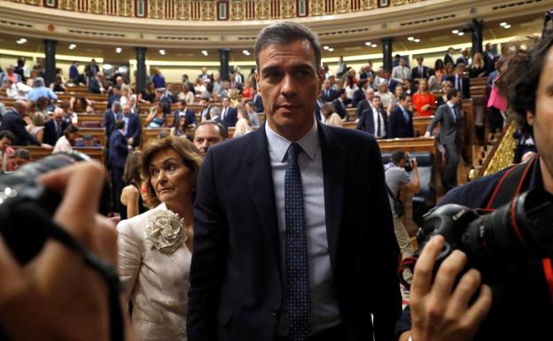 El presidente del gobierno en funciones Pedro Sánchez, tras la segunda jornada del debate de investidura.