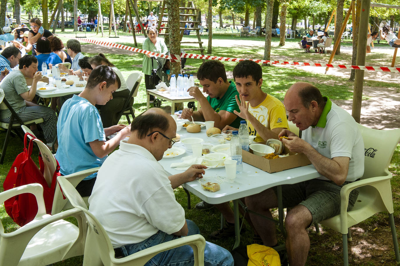 Fotos: Gran paella de Apadefim