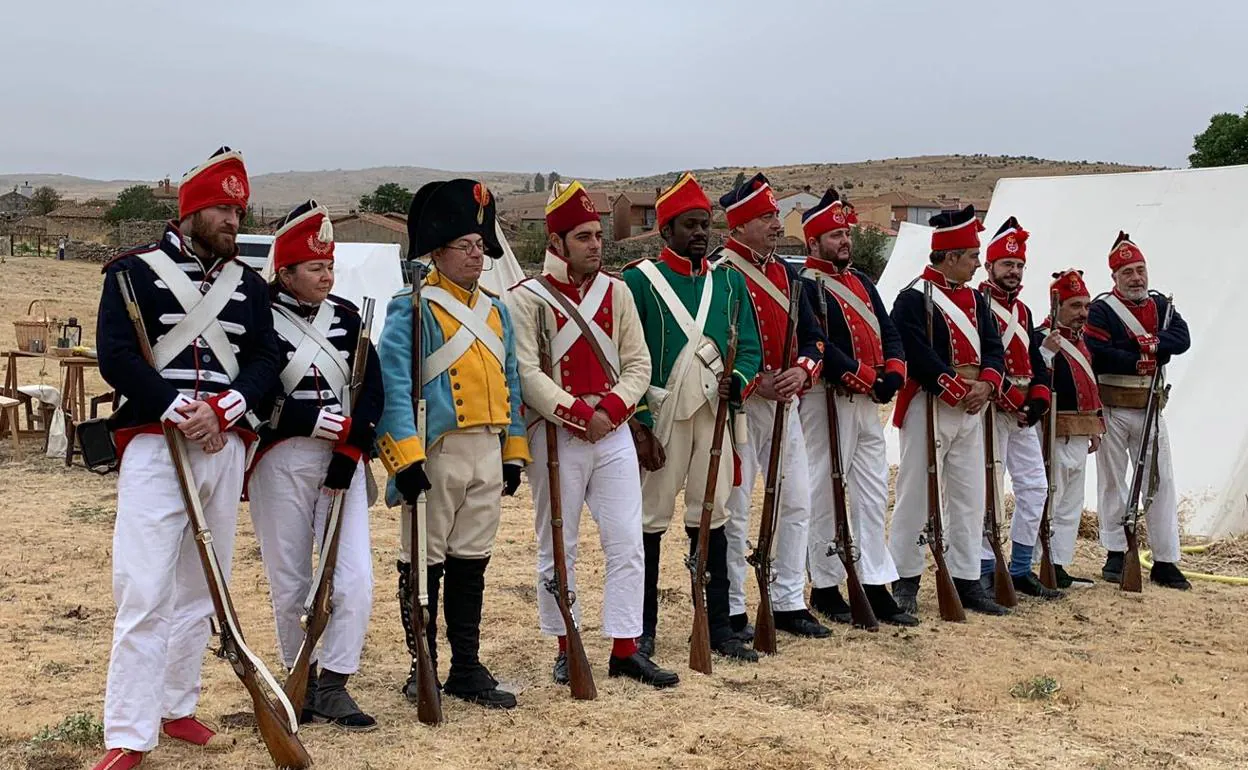 Participantes en la recreación histórica.