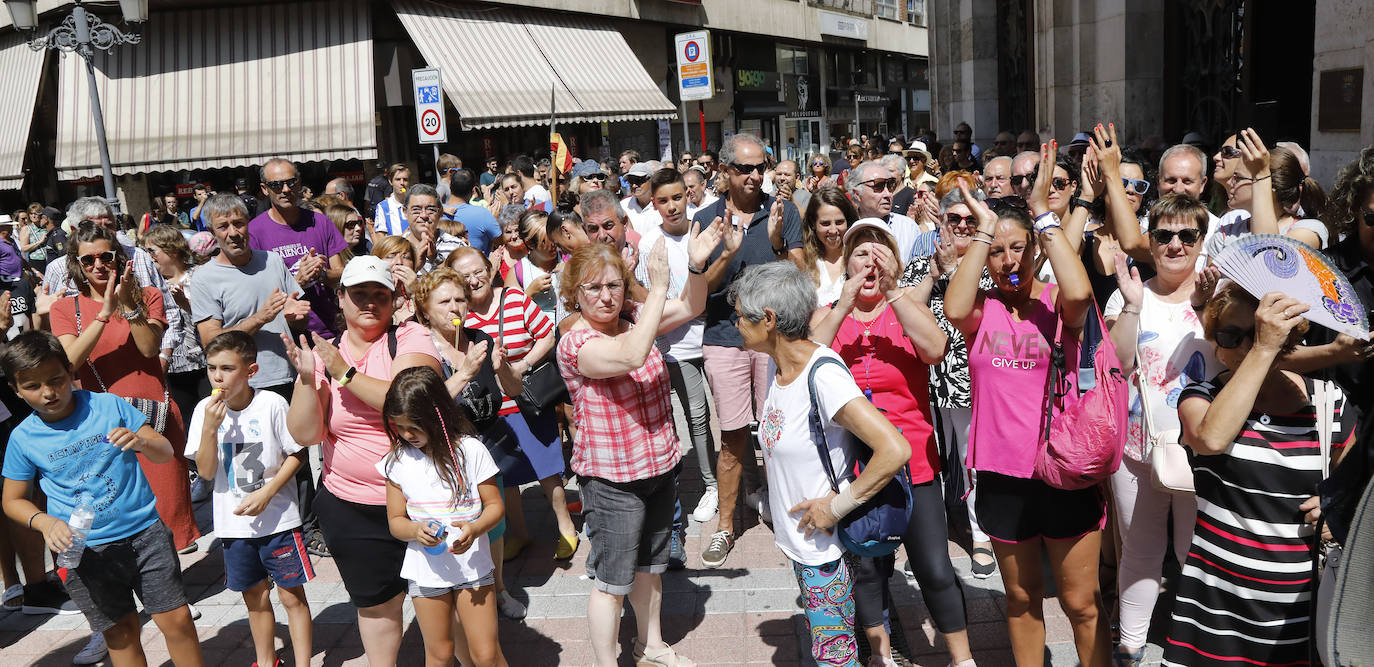 Fotos: Monzón se manifiesta por su castillo