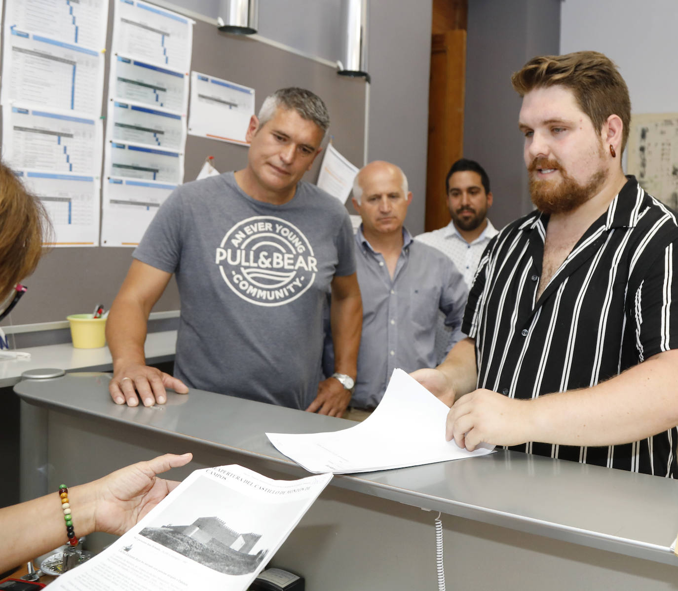 Fotos: Monzón se manifiesta por su castillo