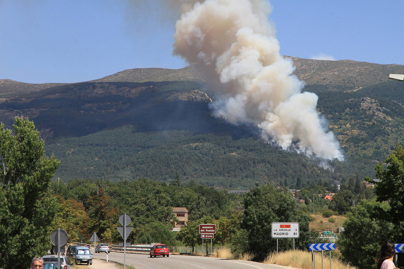 Fotos: LAS LLAMAS DEVORAN GUADARRAMA