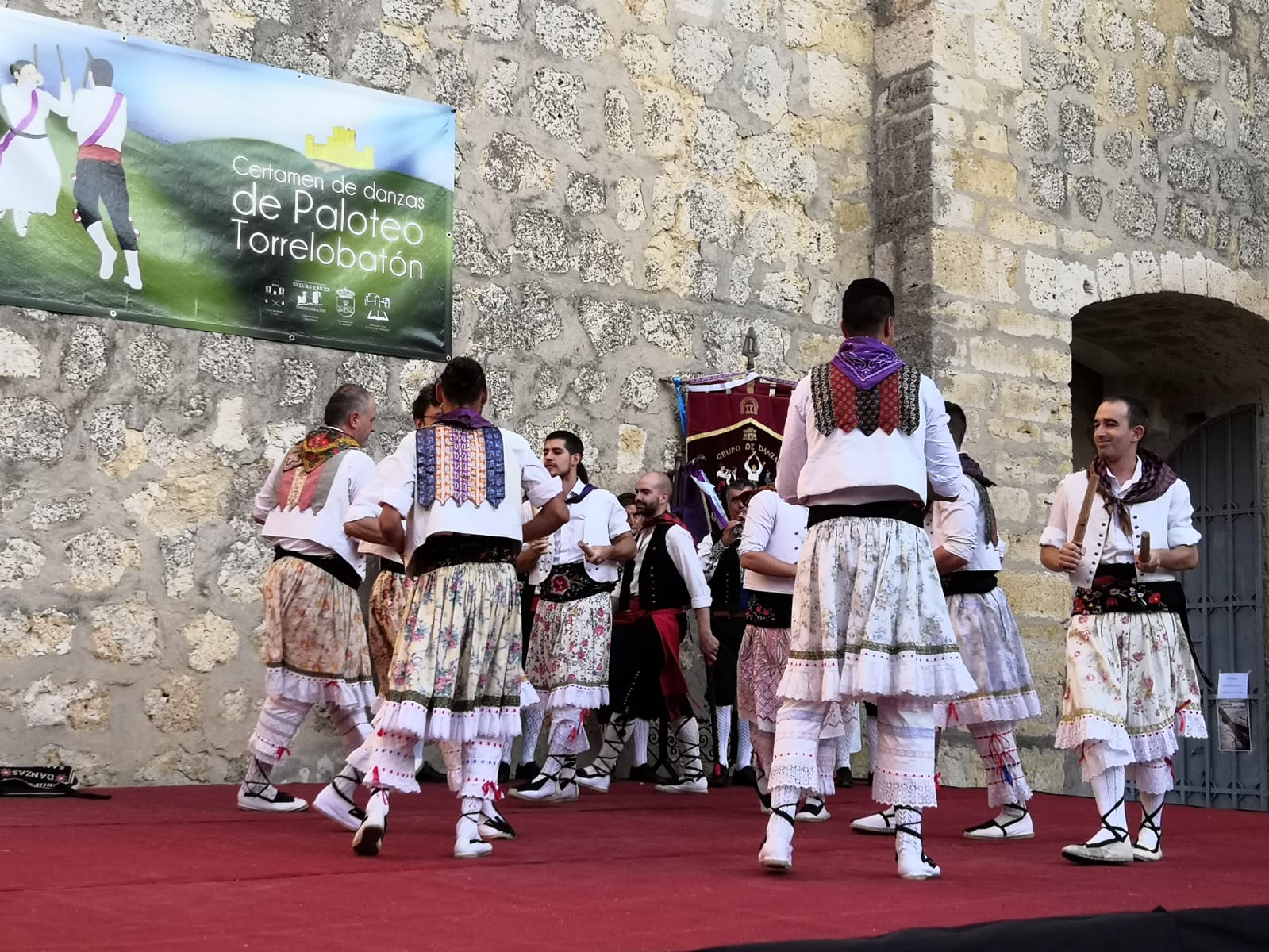 Fotos: Certamen de paloteo en Torrelobatón