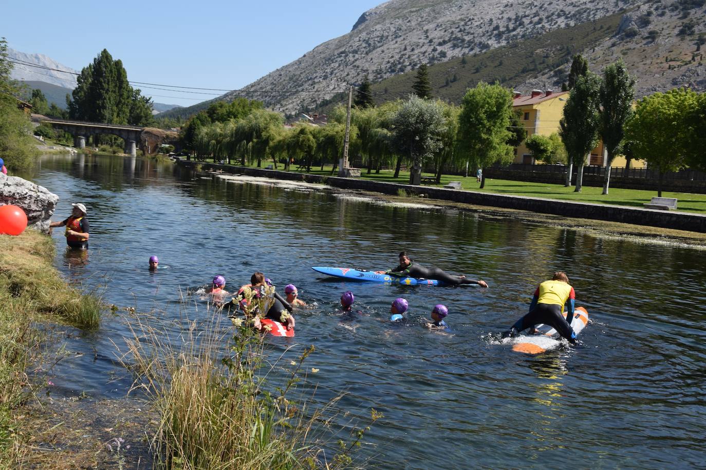 Fotos: Travesia a nado en Velilla del río Carrión