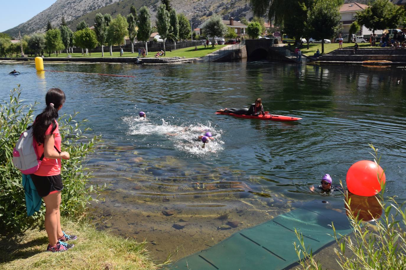 Fotos: Travesia a nado en Velilla del río Carrión