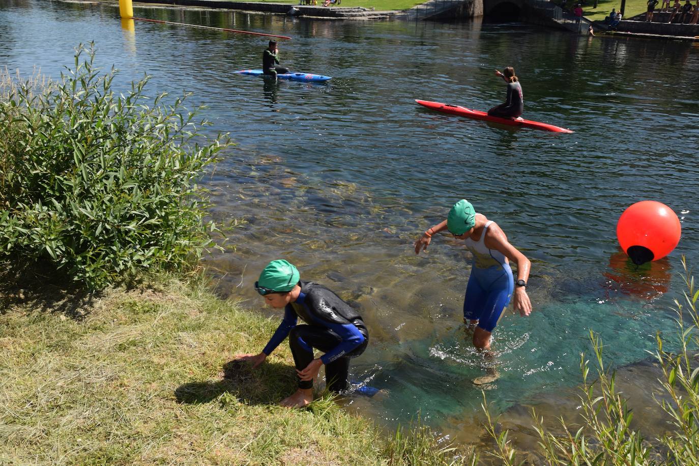 Fotos: Travesia a nado en Velilla del río Carrión