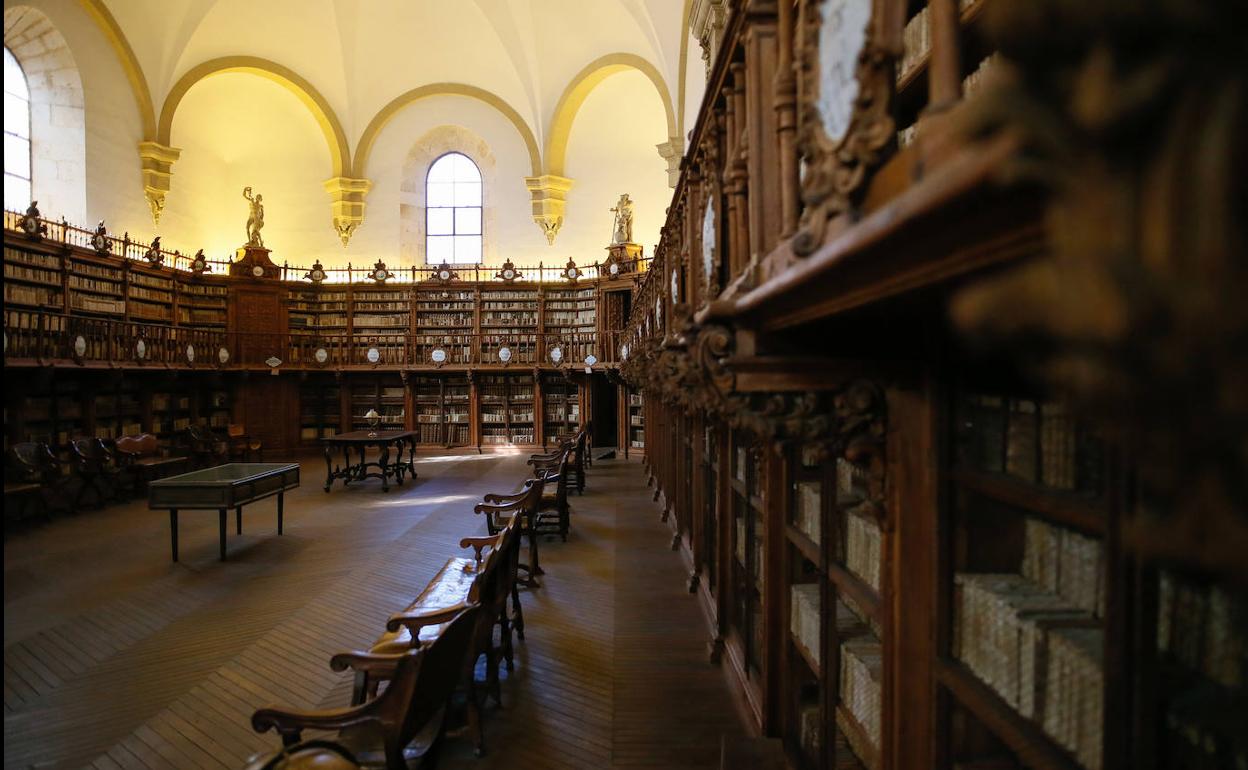 Interior de la Biblioteca Histórica de la Universidad de Salamanca.