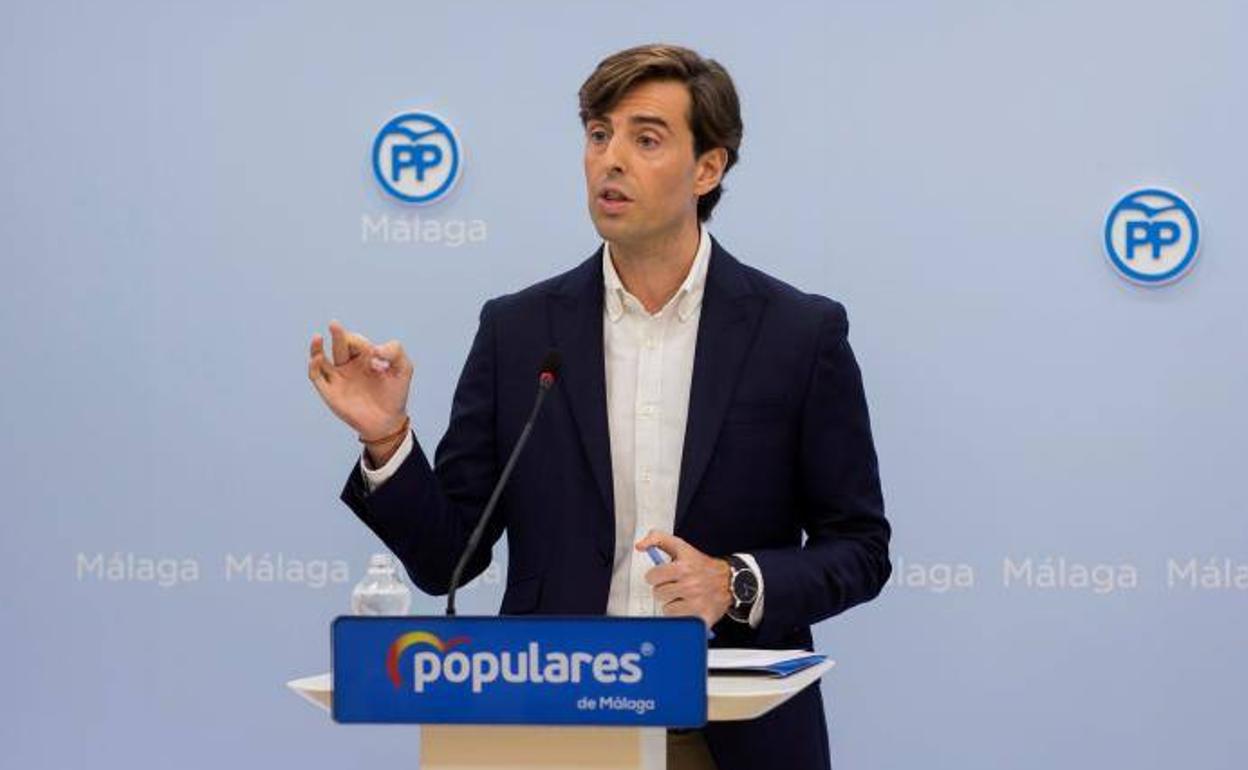 PP y Ciudadanos ven «razonable» la petición del Rey, pero mantienen su posición