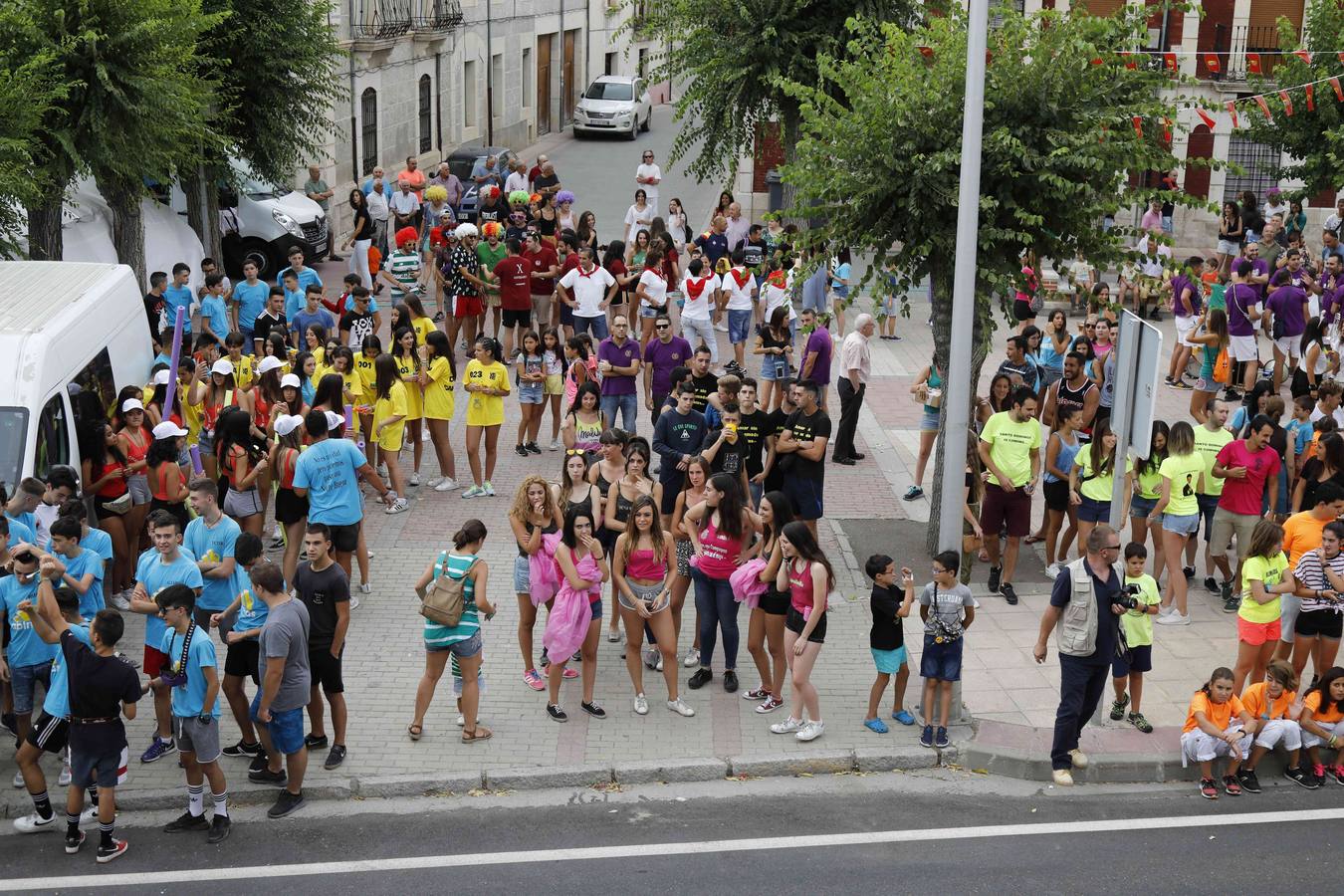 Fotos: Chupinazo y desfile de peñas en Campaspero