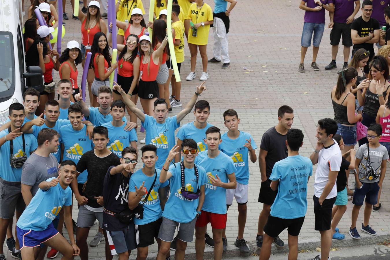 Fotos: Chupinazo y desfile de peñas en Campaspero