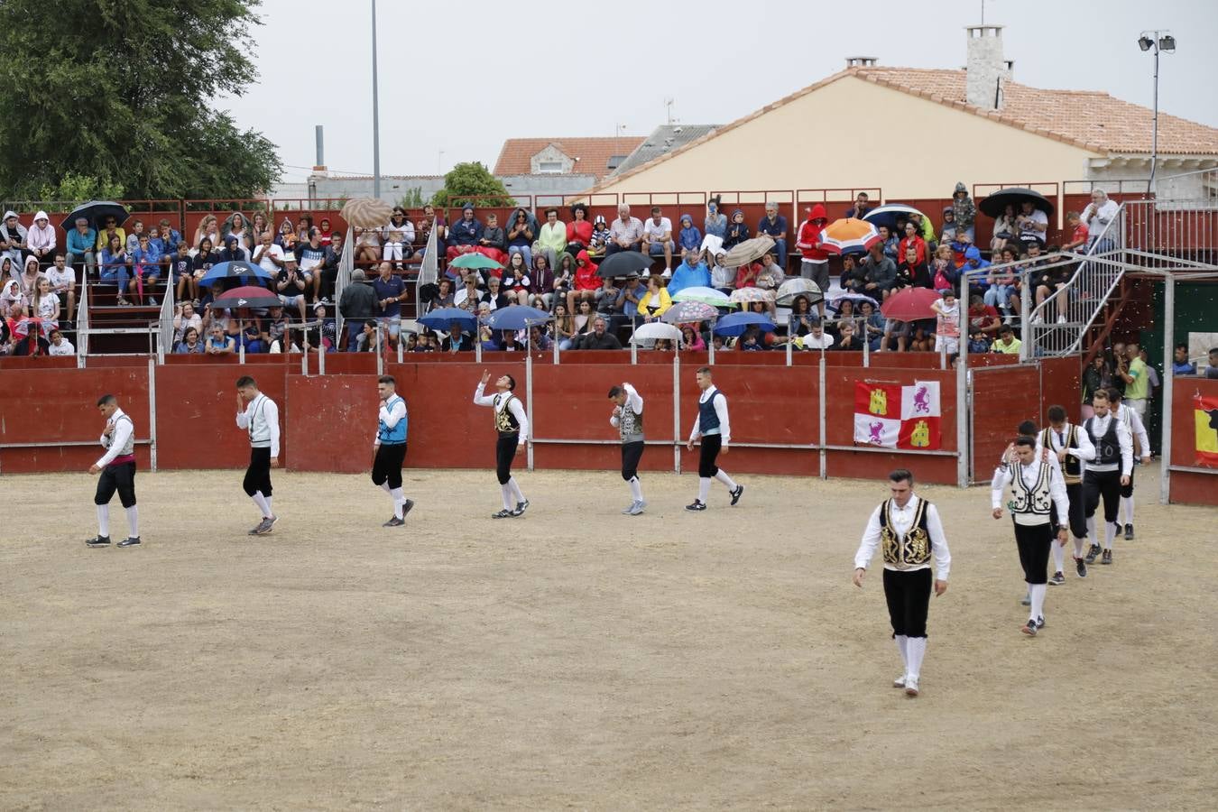 Fotos: La lluvia obliga a suspender el concurso de cortes de Campaspero