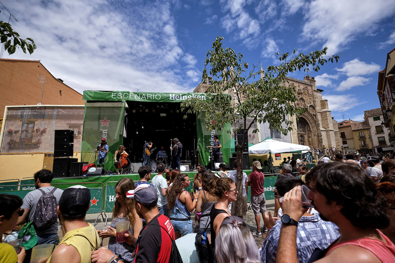 Fotos: La lluvia no puede con la jornada del viernes del Sonorama 2019, 1 de 6
