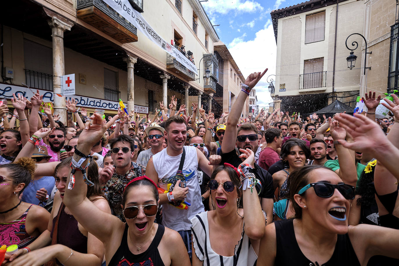 Fotos: La lluvia no puede con la jornada del viernes del Sonorama 2019, 1 de 6