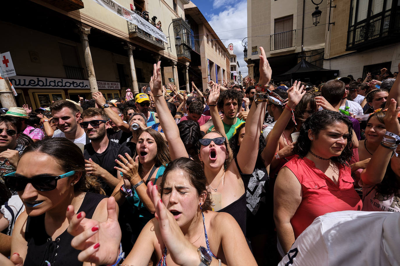 Fotos: La lluvia no puede con la jornada del viernes del Sonorama 2019, 1 de 6