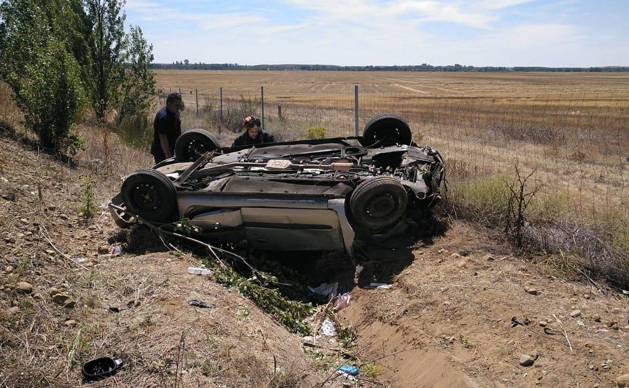Accidente de tráfico en la A-67, en Osorno (Palencia).