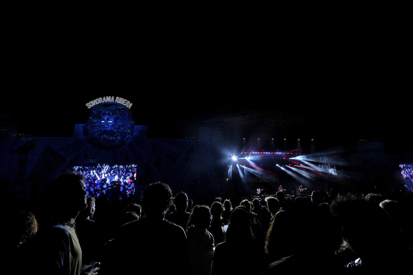 Fotos: La lluvia no puede con la jornada del viernes del Sonorama 2019, 2 de 6