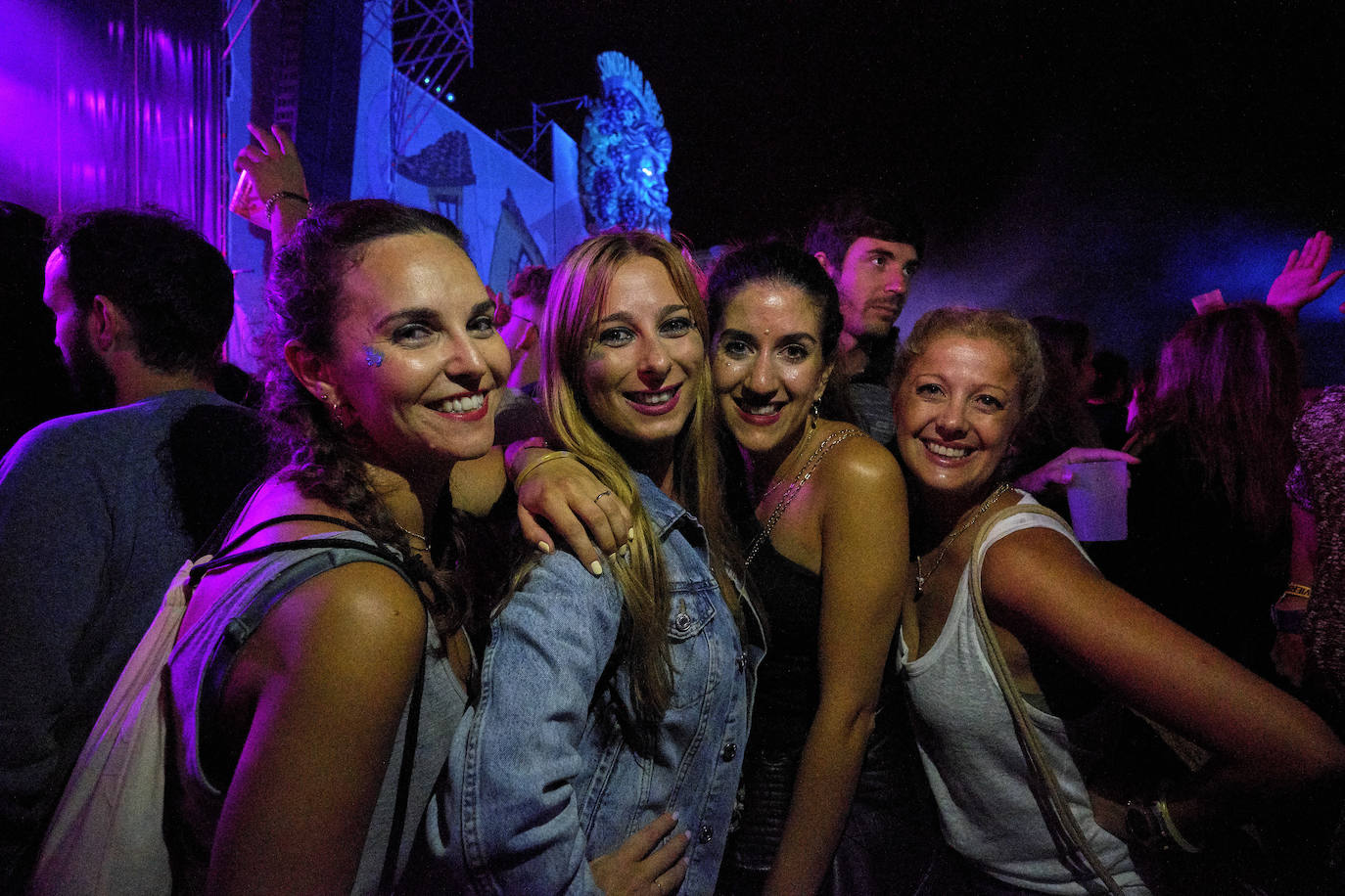 Fotos: La lluvia no puede con la jornada del viernes del Sonorama 2019, 2 de 6