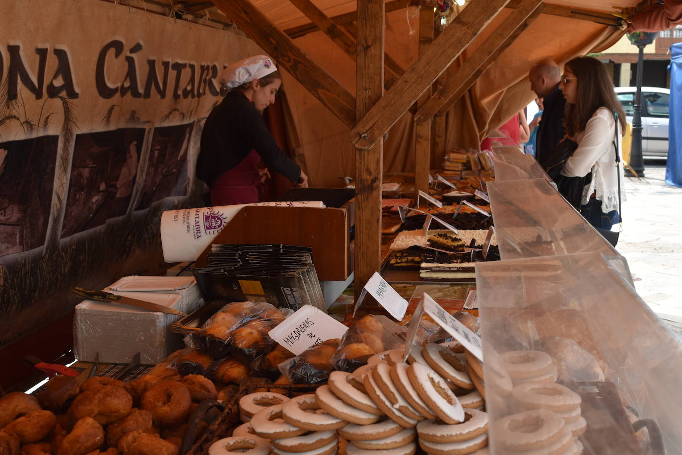 Una de los puestos de la feria.