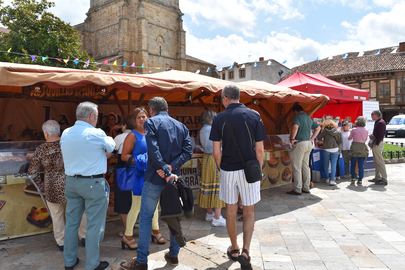 Una de los puestos de la feria.