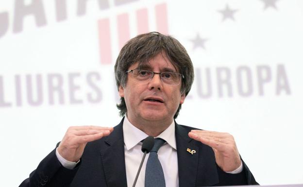 La figura del president Puigdemont, huido a Bélgica, se desvanece 