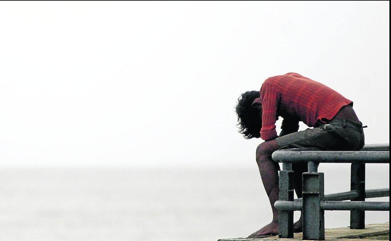 «El suicidio es una solución eterna para lo que a menudo no es más que un problema temporal» (Edwin Shneidman).