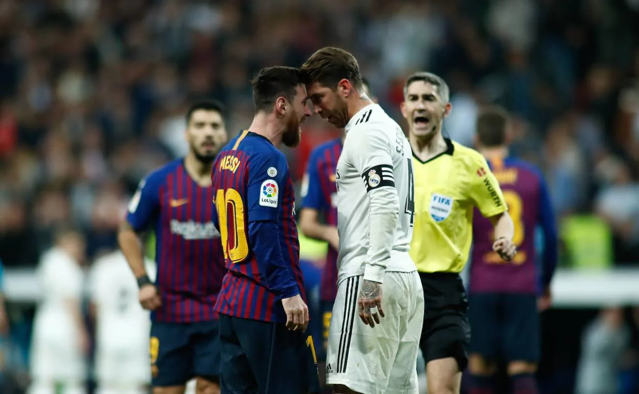Leo Messi y Sergio Ramos, cara a cara en un clásico.