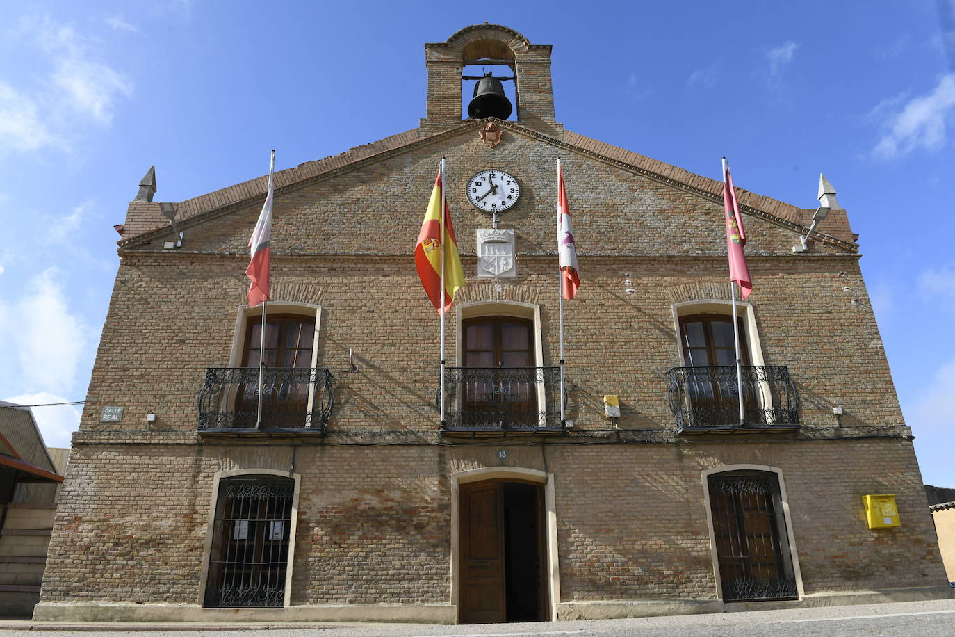 Ayuntamiento de Ceinos de Campos.