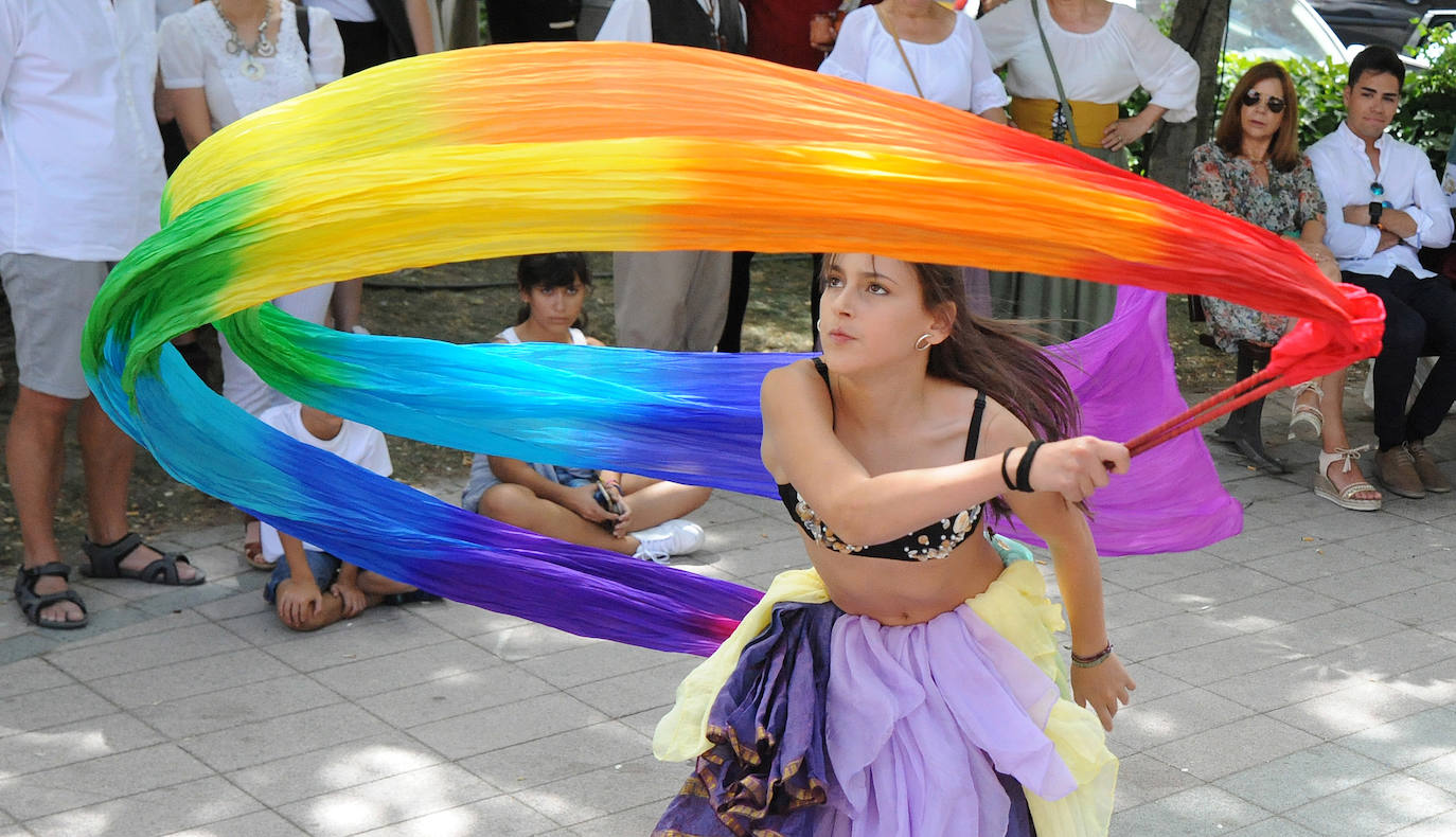 Fotos: Exhibición de danza del vientre en la Feria Renacentista de Medina del Campo