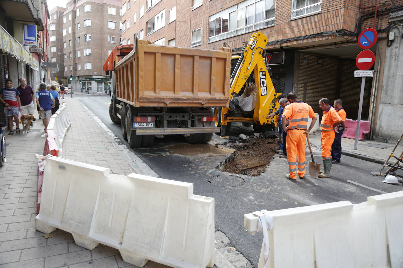 Obras en la calle Mota.