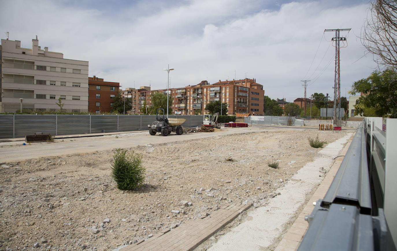 Fotos: Obras para construir el túnel para vehículos entre las calles Andrómeda y Nochevieja