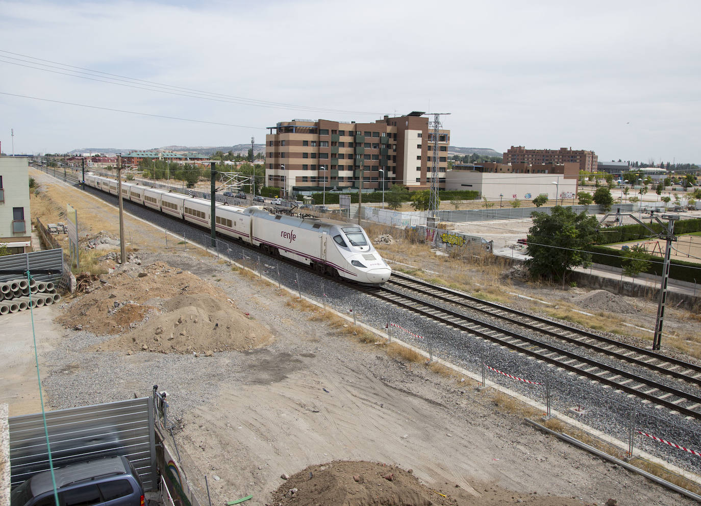 Fotos: Obras para construir el túnel para vehículos entre las calles Andrómeda y Nochevieja