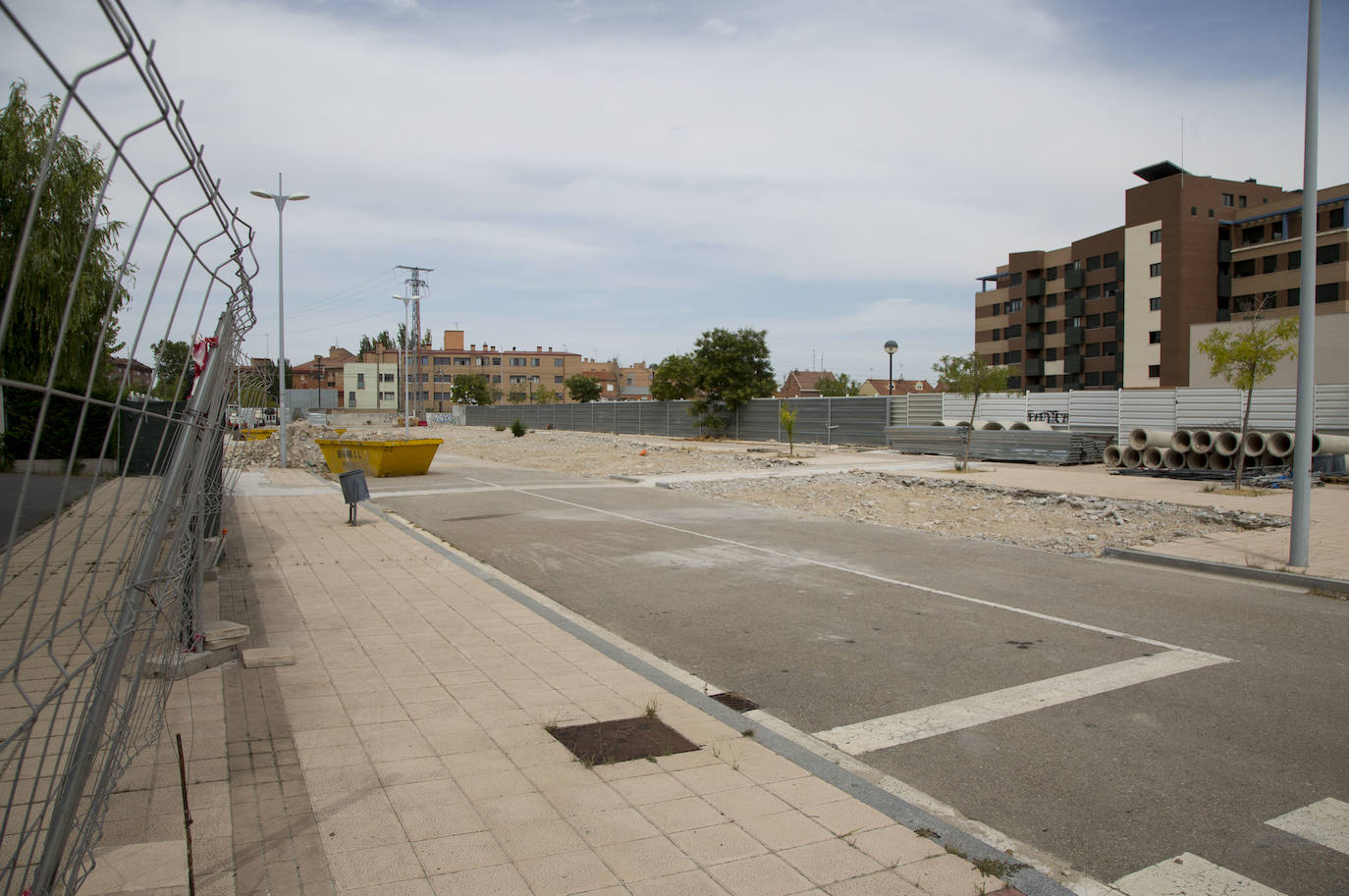 Fotos: Obras para construir el túnel para vehículos entre las calles Andrómeda y Nochevieja