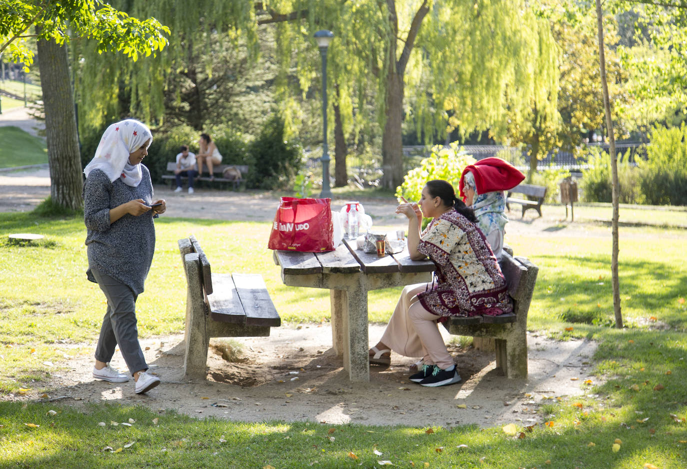 Fotos: Relax, brisca y merienda para el Ribera de Castilla de Valladolid