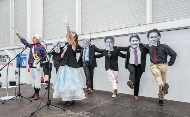 Parodia contra la cumbre del G-7 en Biarritz.