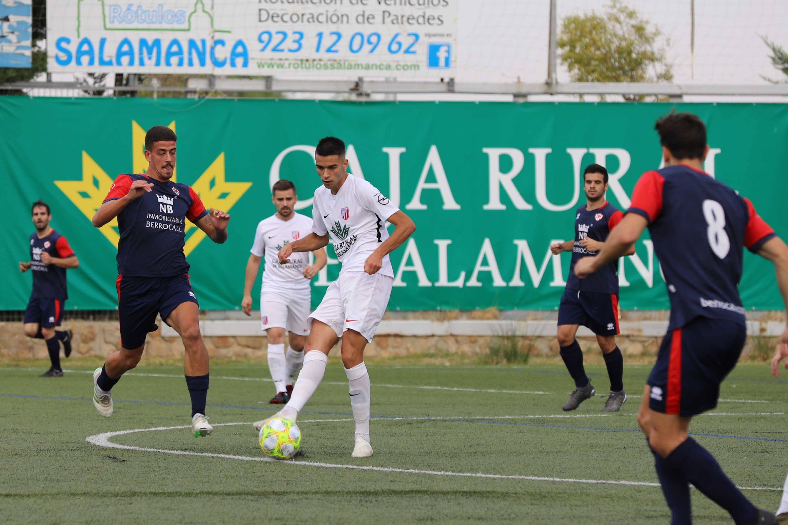 El Santa Marta arranca la temporada con triunfo merced a un gran partido ante el Bembibre, al que se impuso por 2-0 con goles de Lerma y Montes. 