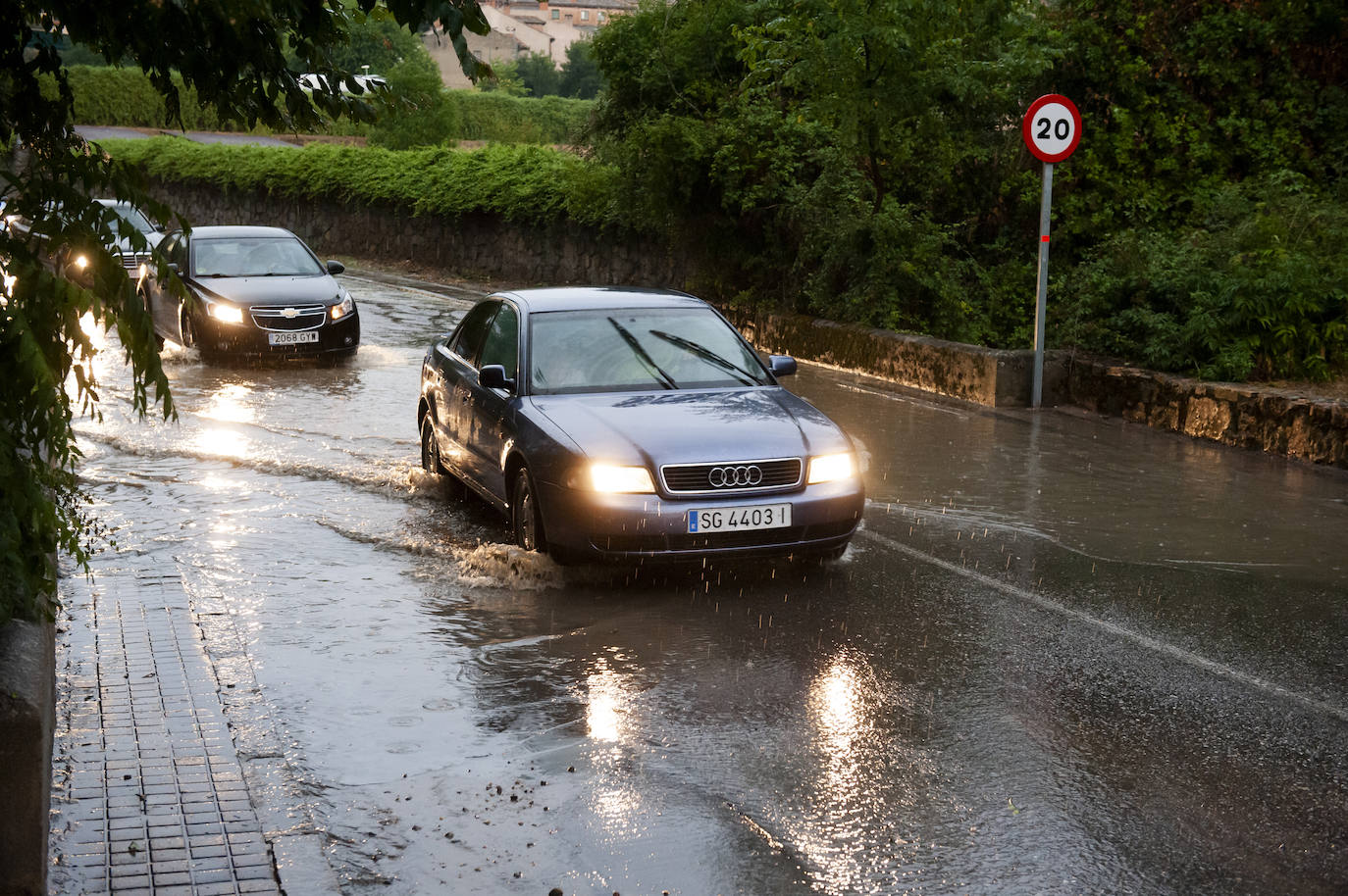 Fotos: Tormenta de lluvia y granizo en Segovia