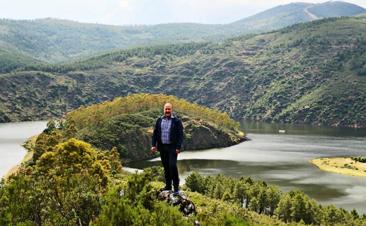 Sebastián Requejo, alcalde de Sotoserrano.