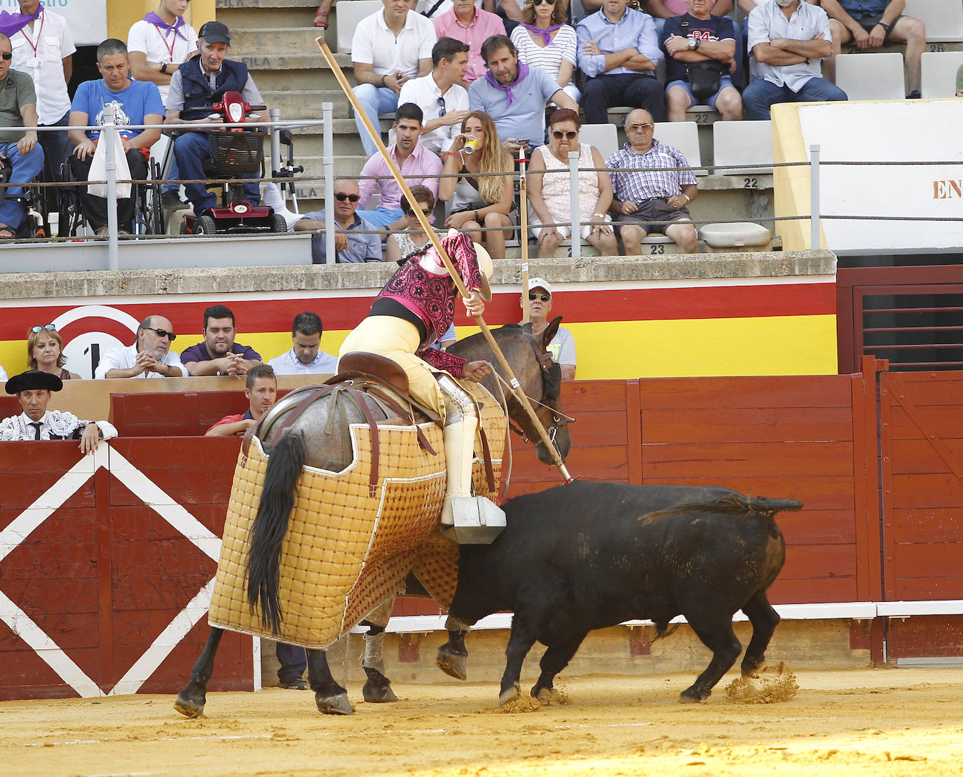 Fotos: Primera de abono de las Ferias y Fiestas de San Antolín 2019