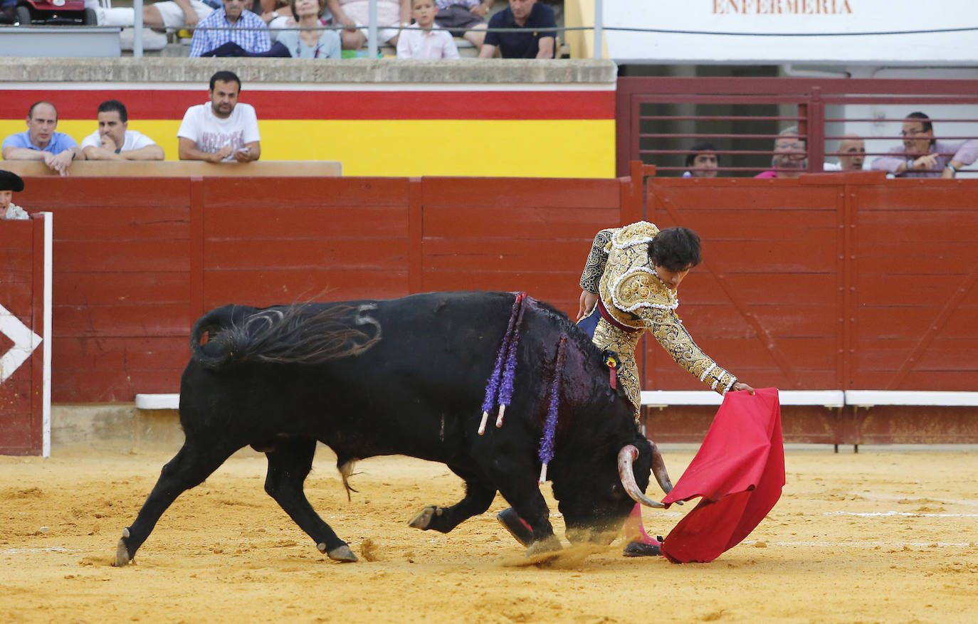 Fotos: Segunda de abono de la feria de Palencia